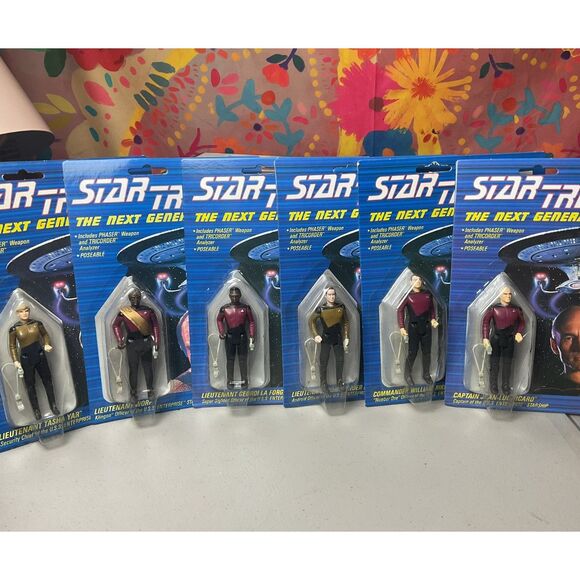 Vintage 1988 Star Trek TNG Figure Lot of 6 - Picture 1 of 5